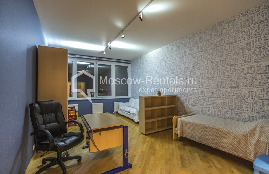 Photo #3 3-room (2 BR) apartment for <a href="http://moscow-rentals.ru/en/articles/long-term-rent" target="_blank">a long-term</a> rent
 in Russia, Moscow, Leninskyi prosp, 98К1