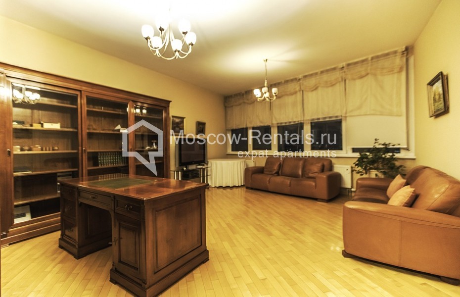 Photo #6 3-room (2 BR) apartment for <a href="http://moscow-rentals.ru/en/articles/long-term-rent" target="_blank">a long-term</a> rent
 in Russia, Moscow, Leninskyi prosp, 98К1