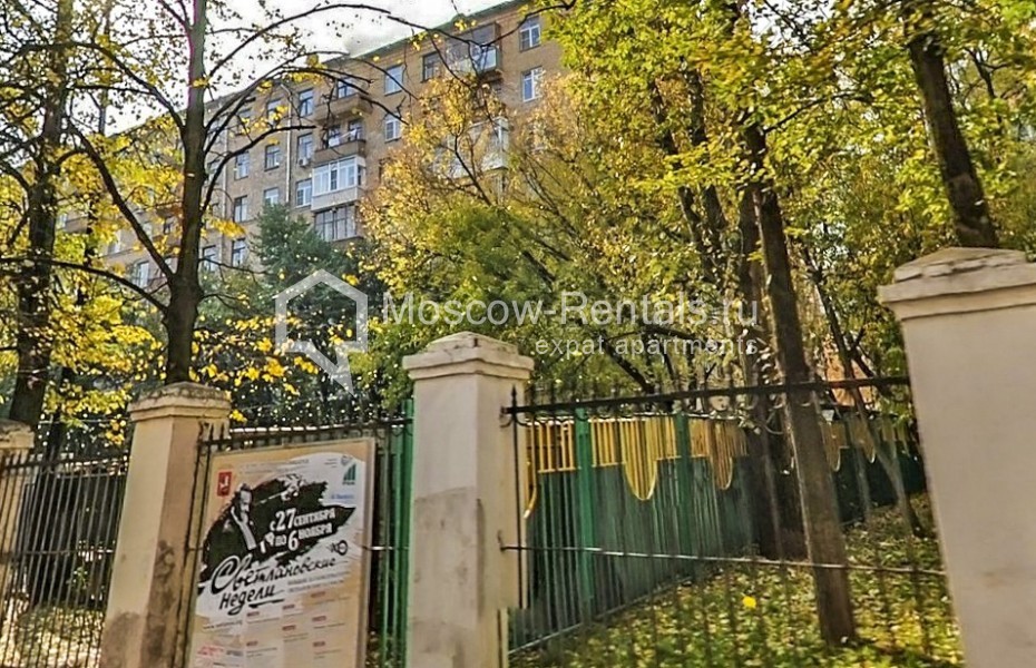 Photo #2 3-room (2 BR) apartment for <a href="http://moscow-rentals.ru/en/articles/long-term-rent" target="_blank">a long-term</a> rent
 in Russia, Moscow, Tatarskaya str, 14