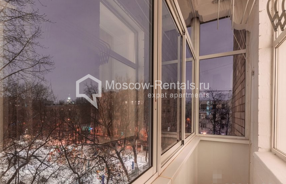 Photo #15 3-room (2 BR) apartment for <a href="http://moscow-rentals.ru/en/articles/long-term-rent" target="_blank">a long-term</a> rent
 in Russia, Moscow, Tatarskaya str, 14