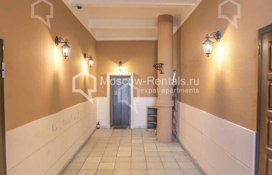 Photo #16 3-room (2 BR) apartment for <a href="http://moscow-rentals.ru/en/articles/long-term-rent" target="_blank">a long-term</a> rent
 in Russia, Moscow, Podkolokolnyi lane, 6 С 3
