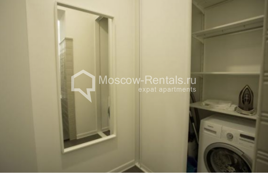 Photo #8 2-room (1 BR) apartment for <a href="http://moscow-rentals.ru/en/articles/long-term-rent" target="_blank">a long-term</a> rent
 in Russia, Moscow, Bolshaya Yakimanka str, 27