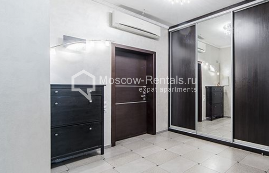 Photo #8 2-room (1 BR) apartment for <a href="http://moscow-rentals.ru/en/articles/long-term-rent" target="_blank">a long-term</a> rent
 in Russia, Moscow, Shabolovka str,10к1