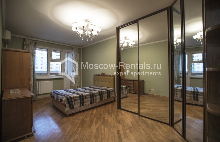 Photo #8 4-room (3 BR) apartment for <a href="http://moscow-rentals.ru/en/articles/long-term-rent" target="_blank">a long-term</a> rent
 in Russia, Moscow, Pokryshkina str, 11