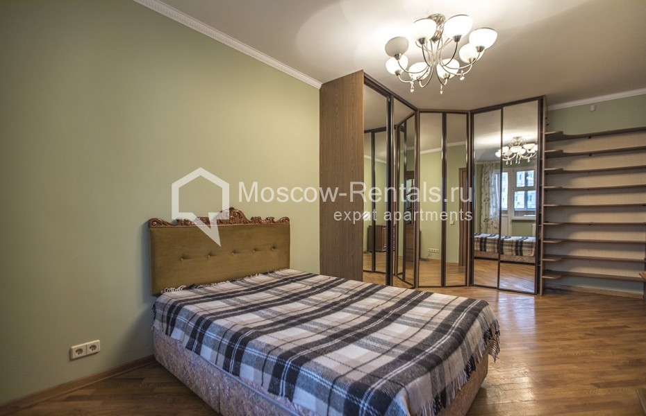 Photo #7 4-room (3 BR) apartment for <a href="http://moscow-rentals.ru/en/articles/long-term-rent" target="_blank">a long-term</a> rent
 in Russia, Moscow, Pokryshkina str, 11