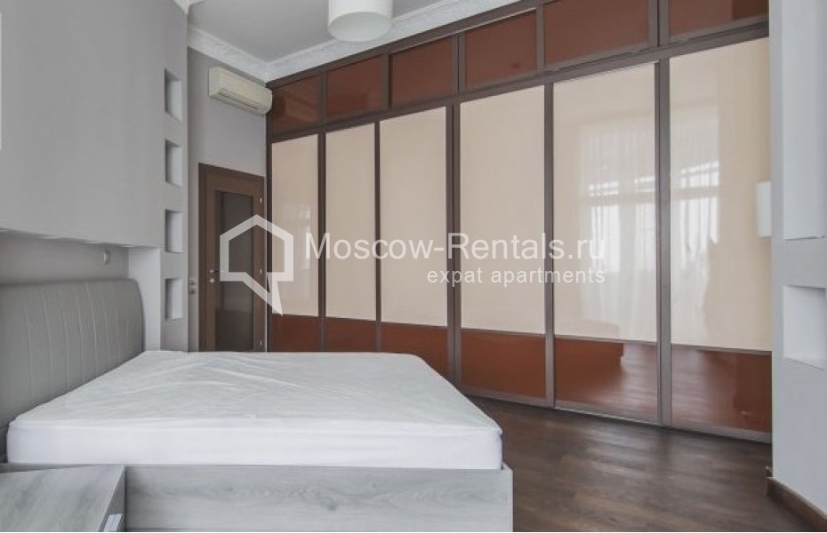 Photo #6 3-room (2 BR) apartment for <a href="http://moscow-rentals.ru/en/articles/long-term-rent" target="_blank">a long-term</a> rent
 in Russia, Moscow, Shabolovka str, 10