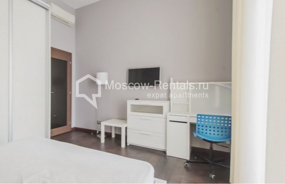 Photo #10 3-room (2 BR) apartment for <a href="http://moscow-rentals.ru/en/articles/long-term-rent" target="_blank">a long-term</a> rent
 in Russia, Moscow, Shabolovka str, 10
