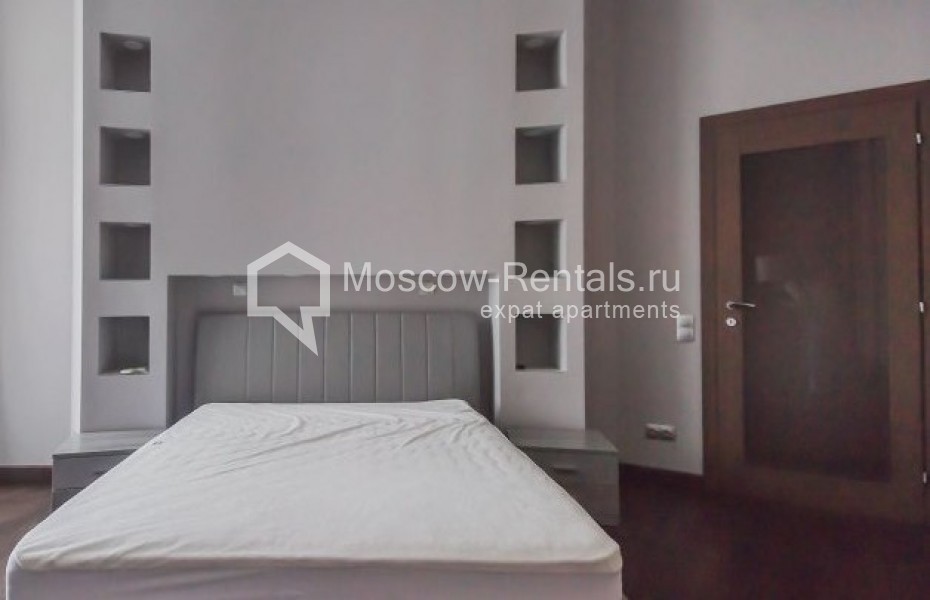 Photo #8 3-room (2 BR) apartment for <a href="http://moscow-rentals.ru/en/articles/long-term-rent" target="_blank">a long-term</a> rent
 in Russia, Moscow, Shabolovka str, 10