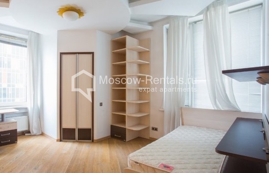 Photo #10 5-room (4 BR) apartment for <a href="http://moscow-rentals.ru/en/articles/long-term-rent" target="_blank">a long-term</a> rent
 in Russia, Moscow, Shabolovka str, 23k2