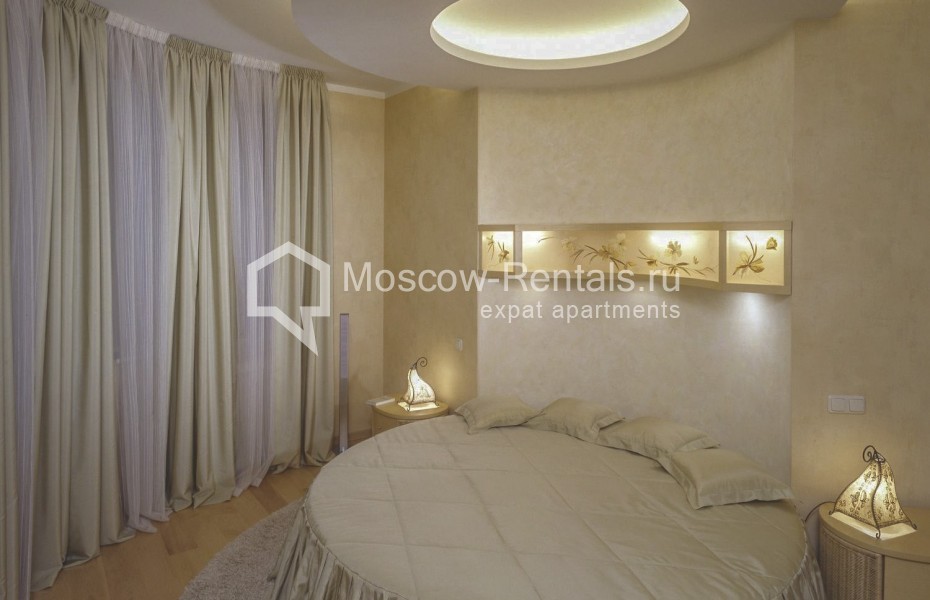 Photo #7 3-room (2 BR) apartment for <a href="http://moscow-rentals.ru/en/articles/long-term-rent" target="_blank">a long-term</a> rent
 in Russia, Moscow, Grokholskyi lane, 28
