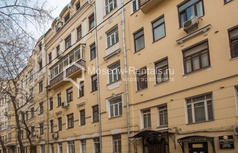 Photo #16 4-room (3 BR) apartment for <a href="http://moscow-rentals.ru/en/articles/long-term-rent" target="_blank">a long-term</a> rent
 in Russia, Moscow, Trekhprudnyi lane, 11/13 С 1