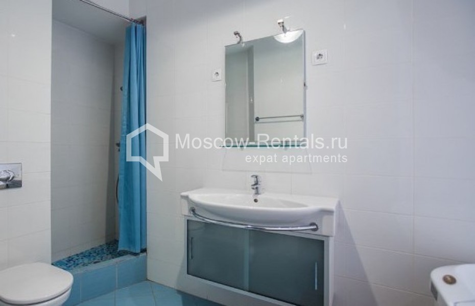 Photo #14 4-room (3 BR) apartment for <a href="http://moscow-rentals.ru/en/articles/long-term-rent" target="_blank">a long-term</a> rent
 in Russia, Moscow, Trekhprudnyi lane, 11/13 С 1