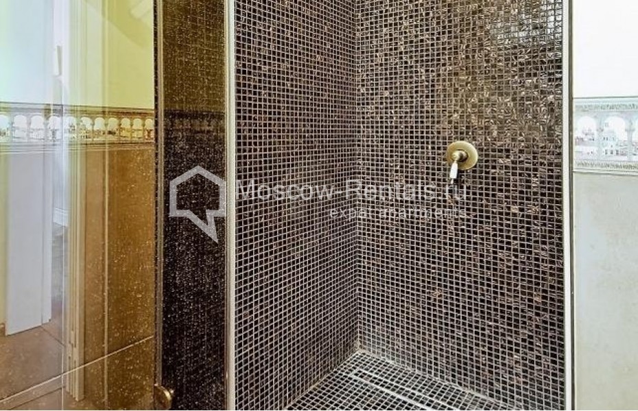 Photo #9 2-room (1 BR) apartment for <a href="http://moscow-rentals.ru/en/articles/long-term-rent" target="_blank">a long-term</a> rent
 in Russia, Moscow, Bolshaya Dorogomilovskaya str, 4
