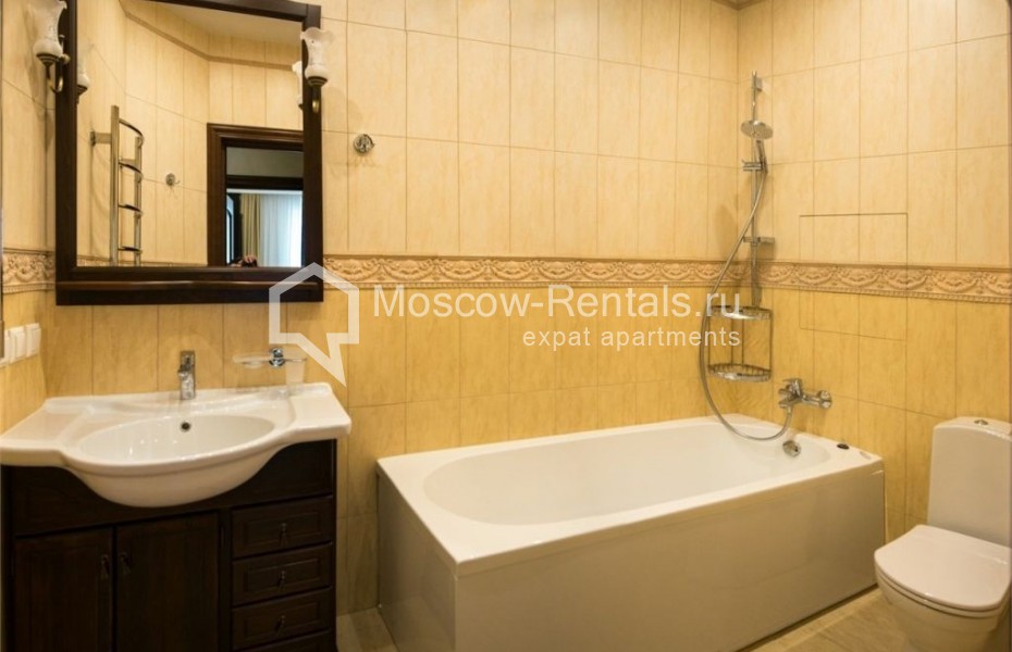 Photo #9 3-room (2 BR) apartment for <a href="http://moscow-rentals.ru/en/articles/long-term-rent" target="_blank">a long-term</a> rent
 in Russia, Moscow, Mytnaya str., 7с1