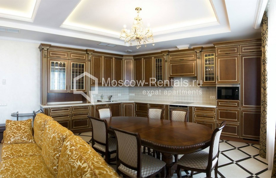 Photo #2 3-room (2 BR) apartment for <a href="http://moscow-rentals.ru/en/articles/long-term-rent" target="_blank">a long-term</a> rent
 in Russia, Moscow, Mytnaya str., 7с1
