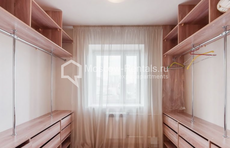 Photo #11 4-room (3 BR) apartment for <a href="http://moscow-rentals.ru/en/articles/long-term-rent" target="_blank">a long-term</a> rent
 in Russia, Moscow, Zoologicheskaya str, 28 С 2
