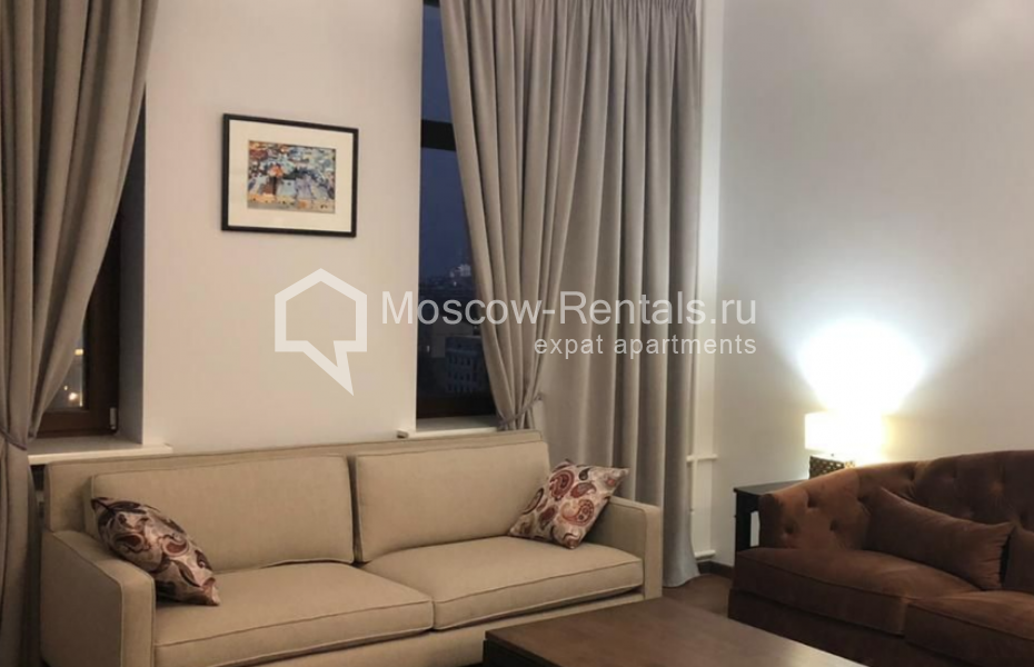 Photo #1 3-room (2 BR) apartment for <a href="http://moscow-rentals.ru/en/articles/long-term-rent" target="_blank">a long-term</a> rent
 in Russia, Moscow, Kotelnicheskaya emb, 25 к 2