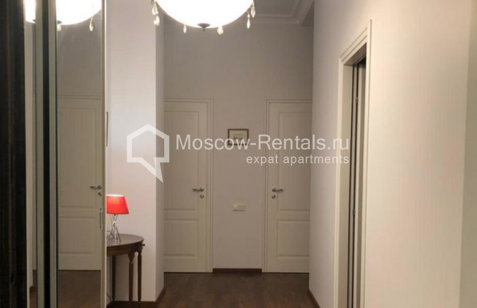 Photo #11 3-room (2 BR) apartment for <a href="http://moscow-rentals.ru/en/articles/long-term-rent" target="_blank">a long-term</a> rent
 in Russia, Moscow, Kotelnicheskaya emb, 25 к 2