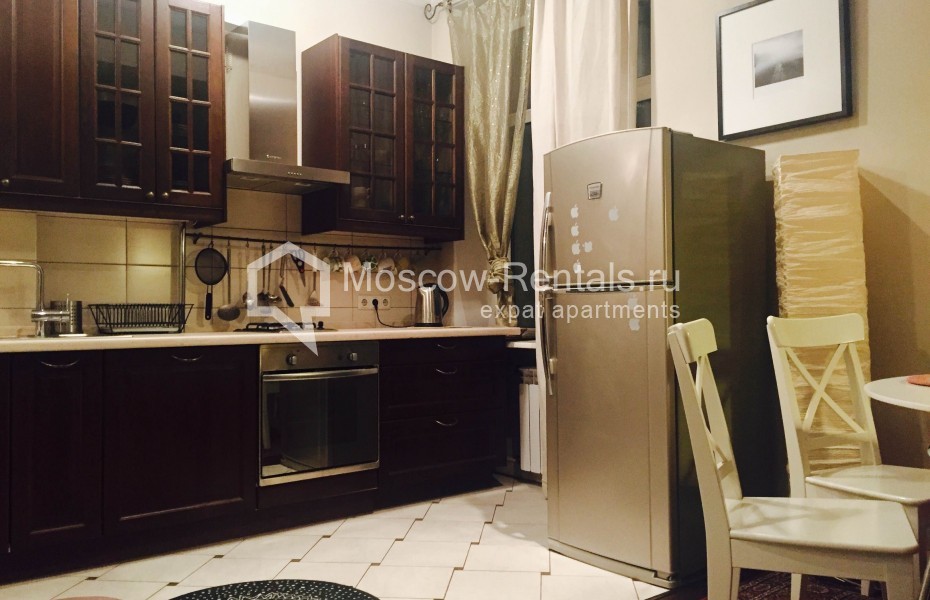 Photo #4 2-room (1 BR) apartment for <a href="http://moscow-rentals.ru/en/articles/long-term-rent" target="_blank">a long-term</a> rent
 in Russia, Moscow, Ulitsa 1812 goda, 7