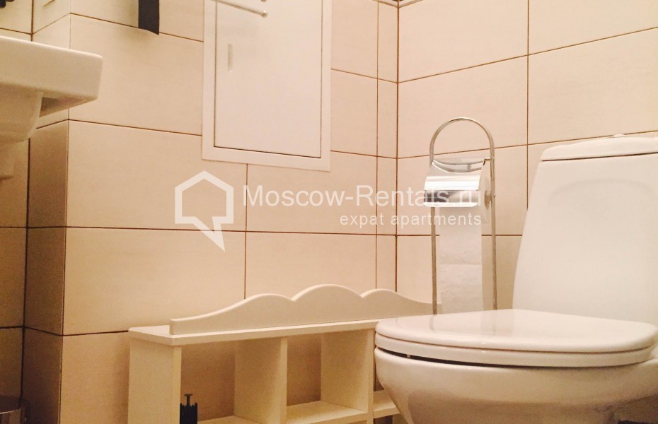 Photo #8 2-room (1 BR) apartment for <a href="http://moscow-rentals.ru/en/articles/long-term-rent" target="_blank">a long-term</a> rent
 in Russia, Moscow, Ulitsa 1812 goda, 7