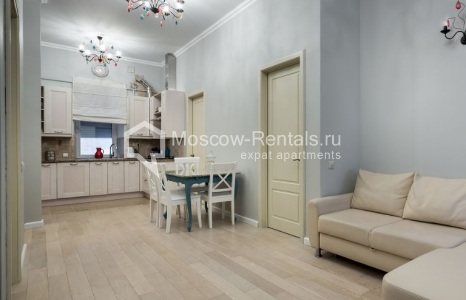 Photo #1 4-room (3 BR) apartment for <a href="http://moscow-rentals.ru/en/articles/long-term-rent" target="_blank">a long-term</a> rent
 in Russia, Moscow, Sadovaya-Karetnaya str, 20 С 1