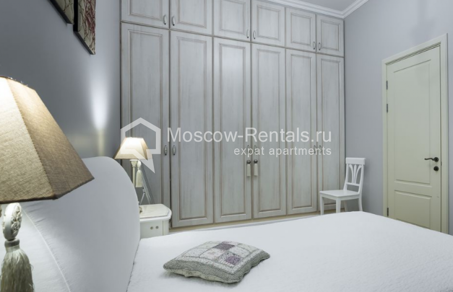 Photo #10 4-room (3 BR) apartment for <a href="http://moscow-rentals.ru/en/articles/long-term-rent" target="_blank">a long-term</a> rent
 in Russia, Moscow, Sadovaya-Karetnaya str, 20 С 1