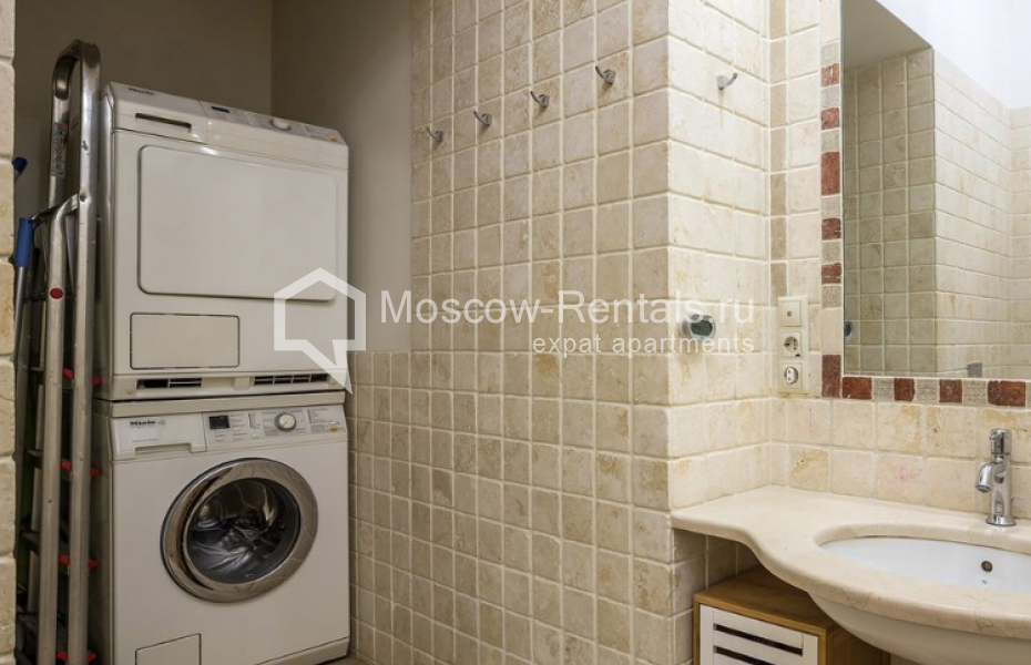 Photo #14 4-room (3 BR) apartment for <a href="http://moscow-rentals.ru/en/articles/long-term-rent" target="_blank">a long-term</a> rent
 in Russia, Moscow, Sadovaya-Karetnaya str, 20 С 1