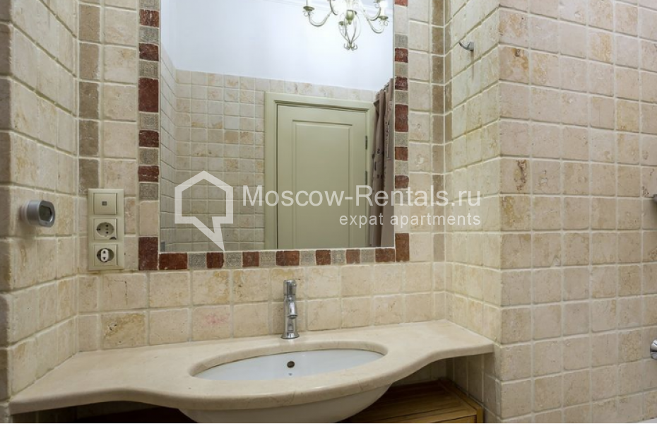 Photo #16 4-room (3 BR) apartment for <a href="http://moscow-rentals.ru/en/articles/long-term-rent" target="_blank">a long-term</a> rent
 in Russia, Moscow, Sadovaya-Karetnaya str, 20 С 1