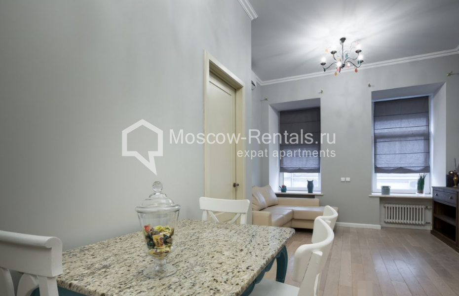 Photo #2 4-room (3 BR) apartment for <a href="http://moscow-rentals.ru/en/articles/long-term-rent" target="_blank">a long-term</a> rent
 in Russia, Moscow, Sadovaya-Karetnaya str, 20 С 1