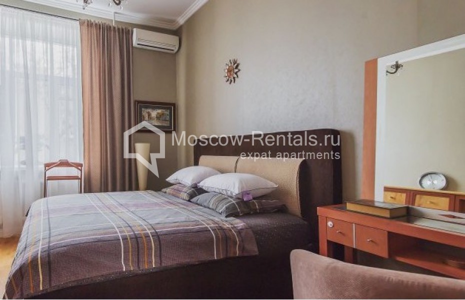 Photo #6 3-room (2 BR) apartment for <a href="http://moscow-rentals.ru/en/articles/long-term-rent" target="_blank">a long-term</a> rent
 in Russia, Moscow, Bolshoi Sergievskyi lane, 18
