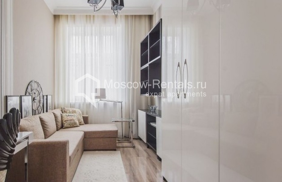 Photo #8 3-room (2 BR) apartment for <a href="http://moscow-rentals.ru/en/articles/long-term-rent" target="_blank">a long-term</a> rent
 in Russia, Moscow, Bolshoi Sergievskyi lane, 18