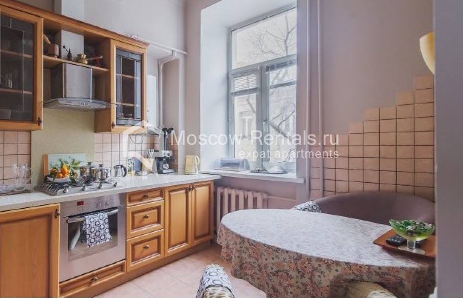 Photo #11 3-room (2 BR) apartment for <a href="http://moscow-rentals.ru/en/articles/long-term-rent" target="_blank">a long-term</a> rent
 in Russia, Moscow, Bolshoi Sergievskyi lane, 18