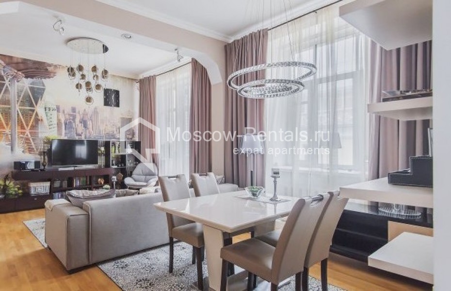 Photo #1 3-room (2 BR) apartment for <a href="http://moscow-rentals.ru/en/articles/long-term-rent" target="_blank">a long-term</a> rent
 in Russia, Moscow, Bolshoi Sergievskyi lane, 18