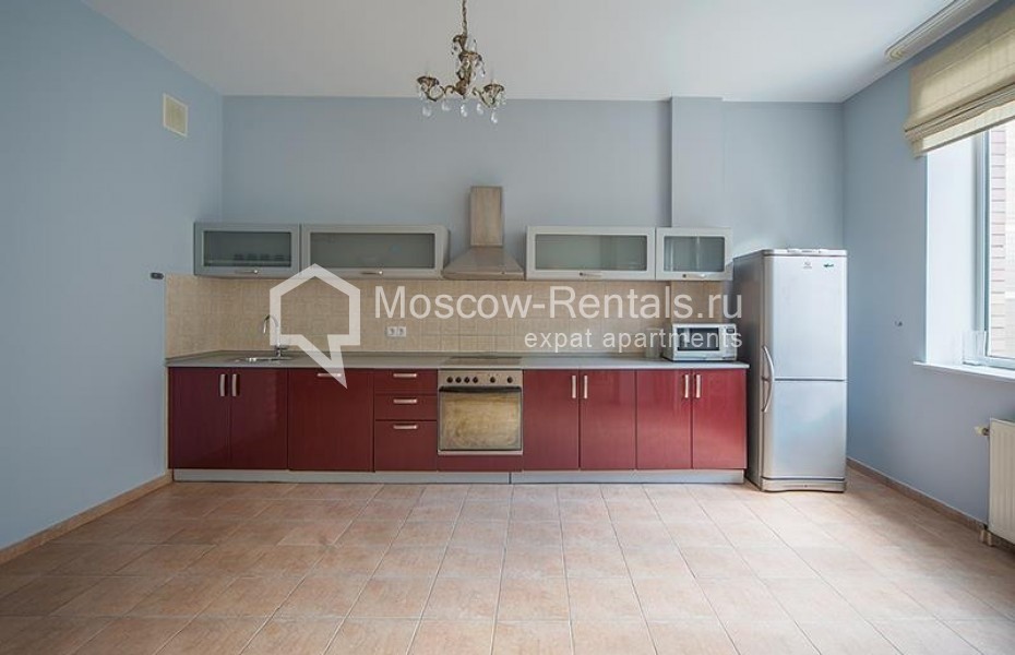 Photo #2 3-room (2 BR) apartment for <a href="http://moscow-rentals.ru/en/articles/long-term-rent" target="_blank">a long-term</a> rent
 in Russia, Moscow, Krasnoproletarskaya str, 9 К 2