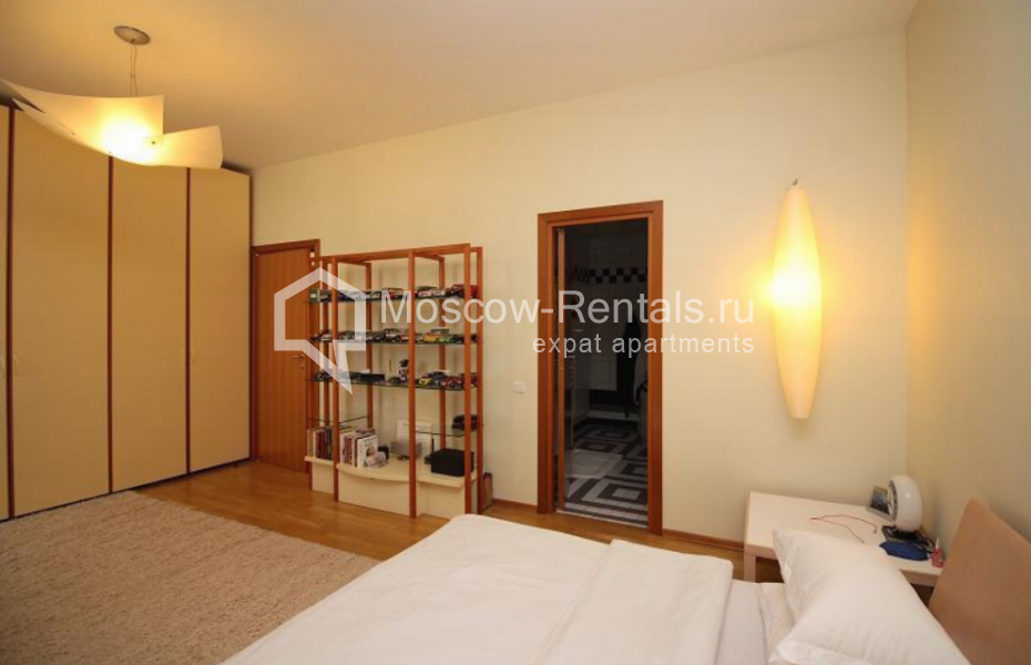 Photo #17 3-room (2 BR) apartment for <a href="http://moscow-rentals.ru/en/articles/long-term-rent" target="_blank">a long-term</a> rent
 in Russia, Moscow, Krasnoproletarskaya str, 7