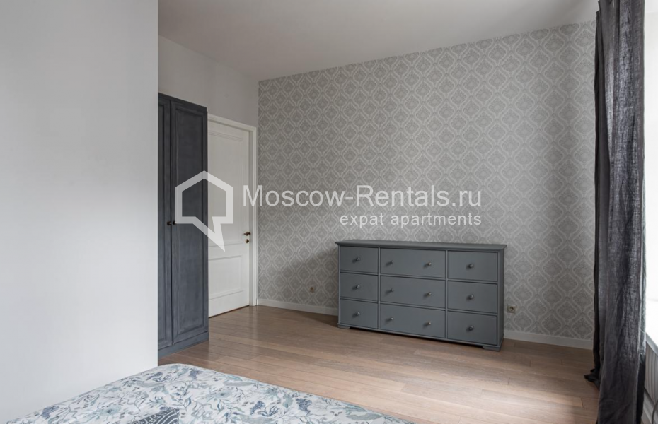 Photo #5 3-room (2 BR) apartment for <a href="http://moscow-rentals.ru/en/articles/long-term-rent" target="_blank">a long-term</a> rent
 in Russia, Moscow, Spiridonievskyi lane, 5 С 2