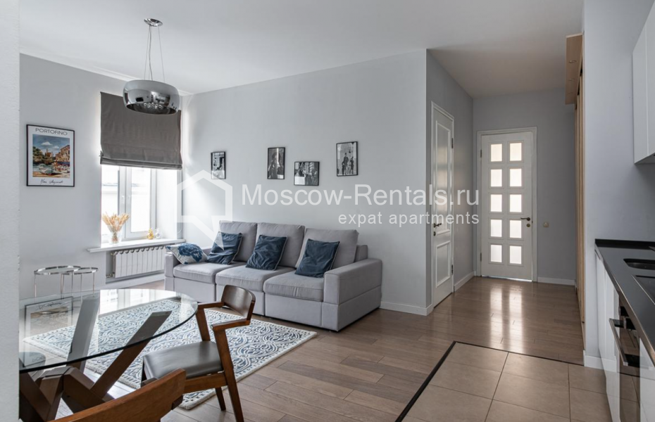 Photo #2 3-room (2 BR) apartment for <a href="http://moscow-rentals.ru/en/articles/long-term-rent" target="_blank">a long-term</a> rent
 in Russia, Moscow, Spiridonievskyi lane, 5 С 2
