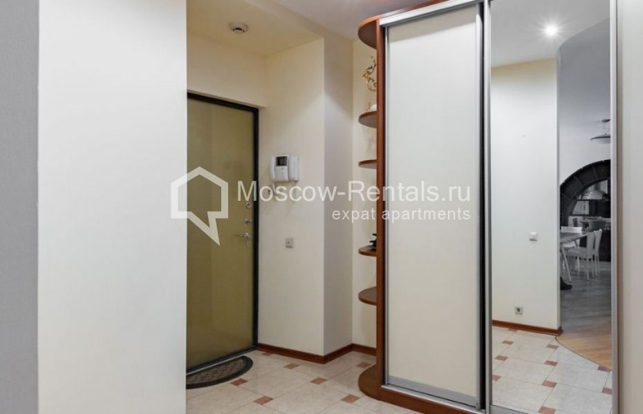 Photo #9 4-room (3 BR) apartment for <a href="http://moscow-rentals.ru/en/articles/long-term-rent" target="_blank">a long-term</a> rent
 in Russia, Moscow, Spiridonievskyi lane, 10 А