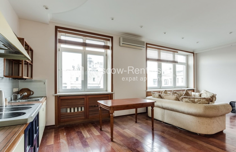 Photo #2 3-room (2 BR) apartment for <a href="http://moscow-rentals.ru/en/articles/long-term-rent" target="_blank">a long-term</a> rent
 in Russia, Moscow, Spiridonievskyi lane, 8
