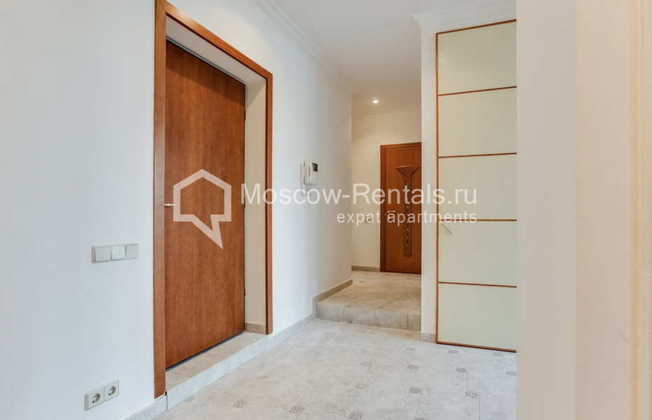 Photo #10 3-room (2 BR) apartment for <a href="http://moscow-rentals.ru/en/articles/long-term-rent" target="_blank">a long-term</a> rent
 in Russia, Moscow, Spiridonievskyi lane, 8
