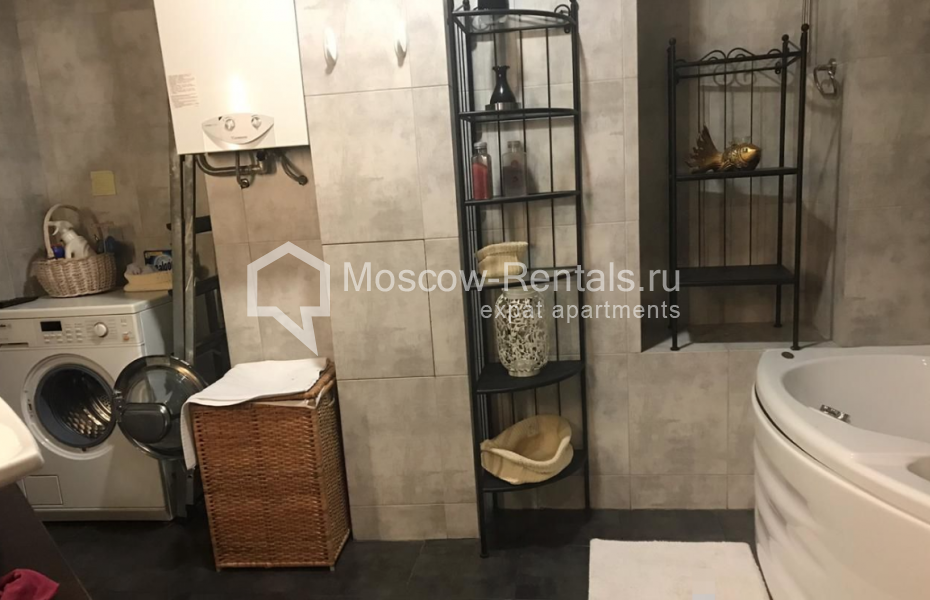 Photo #9 3-room (2 BR) apartment for <a href="http://moscow-rentals.ru/en/articles/long-term-rent" target="_blank">a long-term</a> rent
 in Russia, Moscow, Bolshoi Kozikhinskyi lane, 23