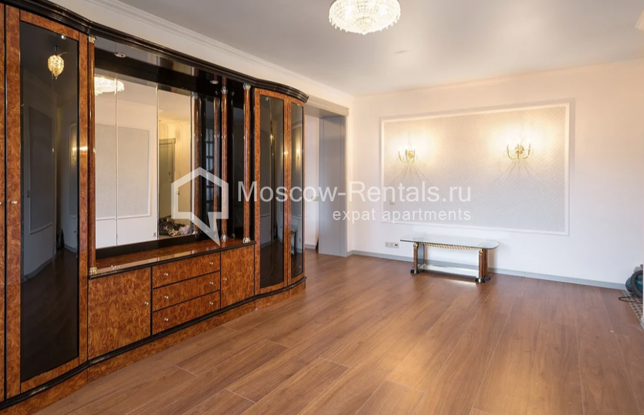 Photo #5 3-room (2 BR) apartment for <a href="http://moscow-rentals.ru/en/articles/long-term-rent" target="_blank">a long-term</a> rent
 in Russia, Moscow, Ermolaevskyi lane, 16