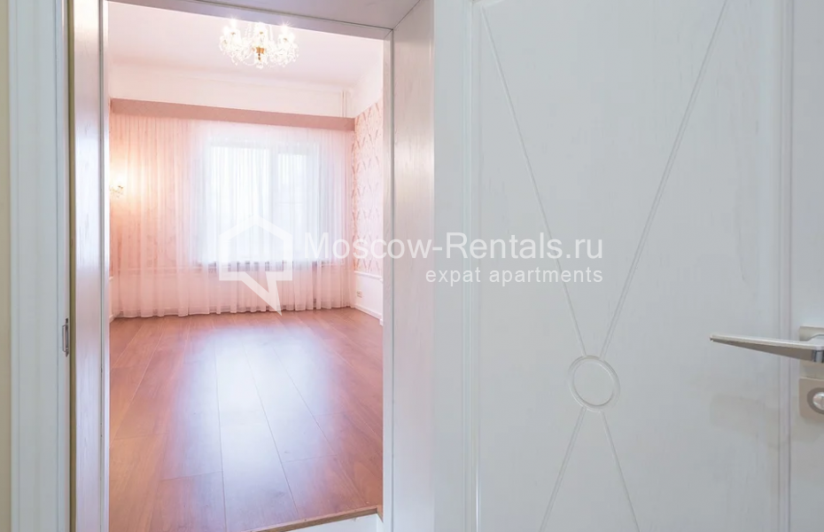 Photo #14 3-room (2 BR) apartment for <a href="http://moscow-rentals.ru/en/articles/long-term-rent" target="_blank">a long-term</a> rent
 in Russia, Moscow, Ermolaevskyi lane, 16