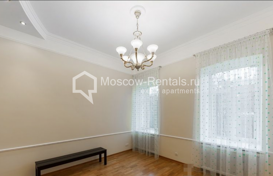 Photo #10 4-room (3 BR) apartment for <a href="http://moscow-rentals.ru/en/articles/long-term-rent" target="_blank">a long-term</a> rent
 in Russia, Moscow, Kozikhinskyi lane, 8