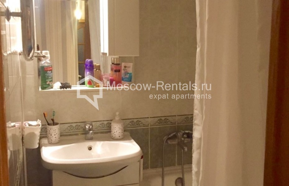 Photo #11 2-room (1 BR) apartment for <a href="http://moscow-rentals.ru/en/articles/long-term-rent" target="_blank">a long-term</a> rent
 in Russia, Moscow