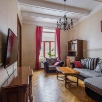 Photo #1 4-room (3 BR) apartment for <a href="http://moscow-rentals.ru/en/articles/long-term-rent" target="_blank">a long-term</a> rent
 in Russia, Moscow, Trekhprudnyi lane, 8