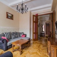 Photo #2 4-room (3 BR) apartment for <a href="http://moscow-rentals.ru/en/articles/long-term-rent" target="_blank">a long-term</a> rent
 in Russia, Moscow, Trekhprudnyi lane, 8