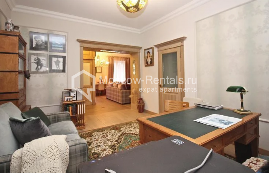 Photo #6 3-room (2 BR) apartment for <a href="http://moscow-rentals.ru/en/articles/long-term-rent" target="_blank">a long-term</a> rent
 in Russia, Moscow, Spiridonovka str, 22/2