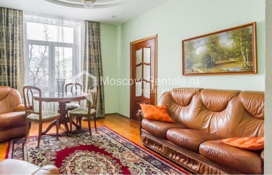 Photo #1 3-room (2 BR) apartment for <a href="http://moscow-rentals.ru/en/articles/long-term-rent" target="_blank">a long-term</a> rent
 in Russia, Moscow, Ermolaevskyi lane, 18А