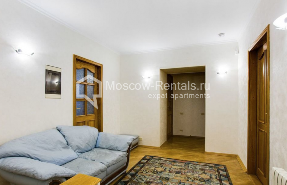 Photo #6 3-room (2 BR) apartment for <a href="http://moscow-rentals.ru/en/articles/long-term-rent" target="_blank">a long-term</a> rent
 in Russia, Moscow, Spiridonovka str, 18
